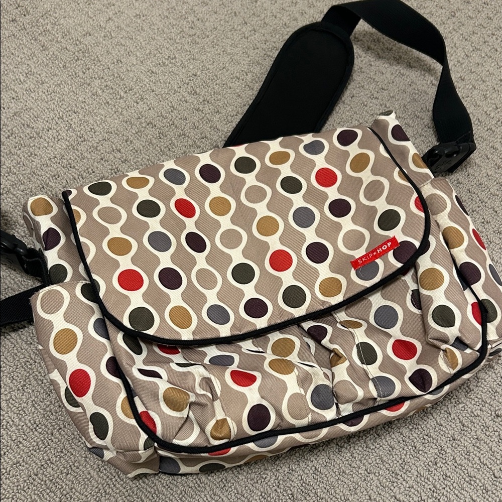 Skip Hop Multicolor Dot Pattern Bag/ baby bag